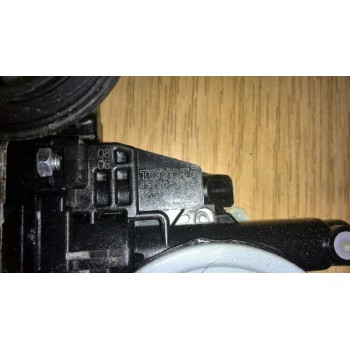 Recambio de elevalunas trasero derecho para toyota rav 4 (a3) executive referencia OEM IAM 8572035140  