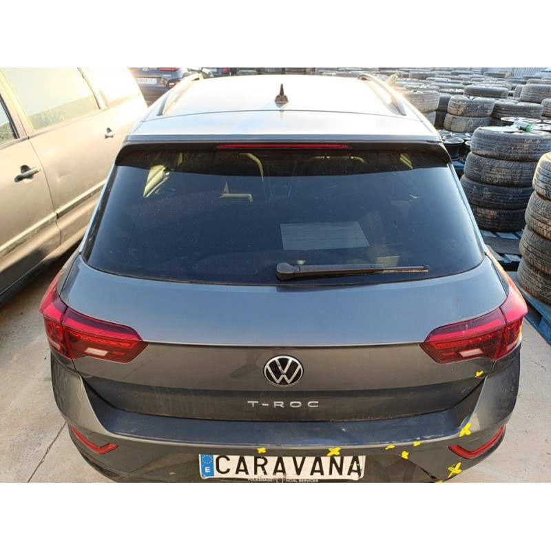 Recambio de porton trasero para volkswagen t-roc (d11) life referencia OEM IAM 2GA827025A  