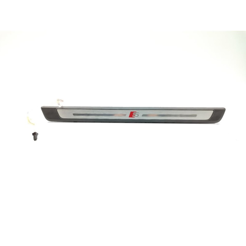 Recambio de moldura para audi a3 sedán (8vm) 30 tdi design referencia OEM IAM 8V4947418  