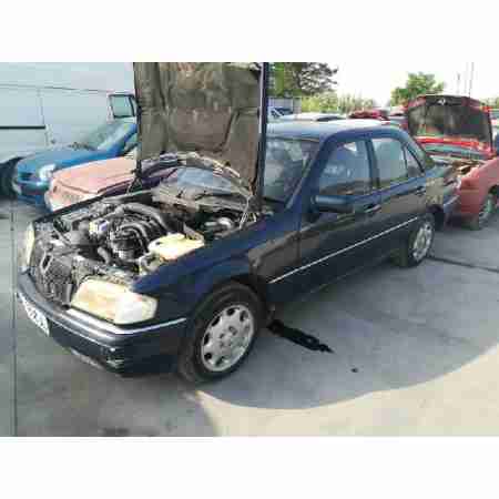 MERCEDES-BENZ CLASE C (W202) BERLINA
