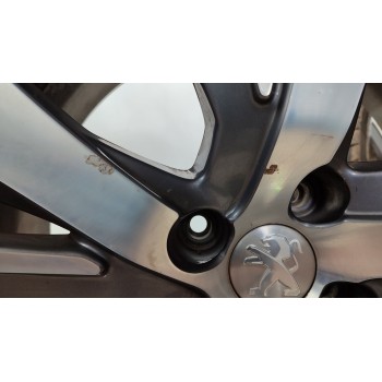 Recambio de juego llantas para peugeot 2008 (--.2013) allure referencia OEM IAM 9678398277  