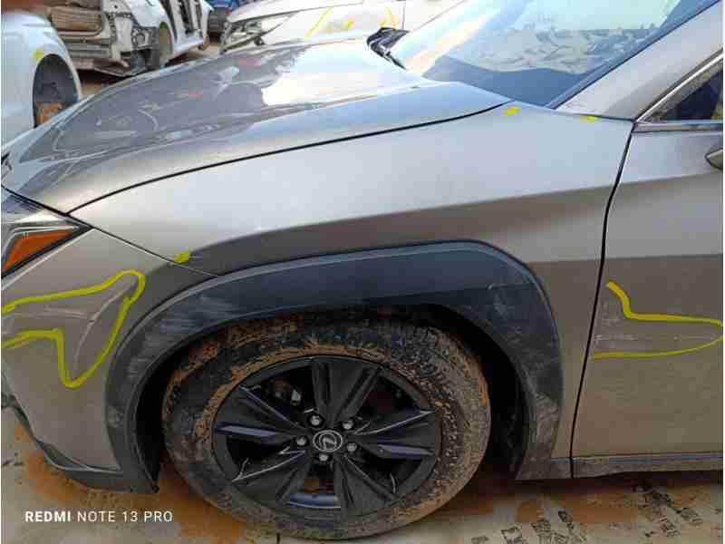 Recambio de aleta delantera izquierda para lexus ux (za10) 250h referencia OEM IAM 5380276030  