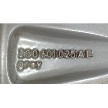 Recambio de juego llantas para volkswagen polo advance referencia OEM IAM 2G0601025S  
