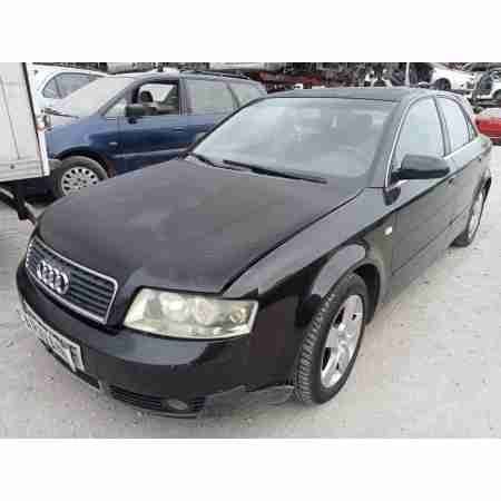 AUDI A4 BERLINA (8E)