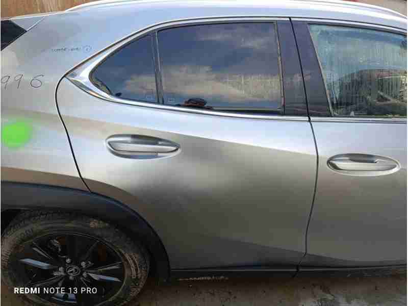 Recambio de puerta trasera derecha para lexus ux (za10) 250h referencia OEM IAM 6700379035  