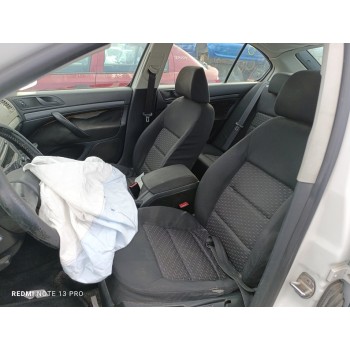 skoda octavia berlina (1z3) del año 2011