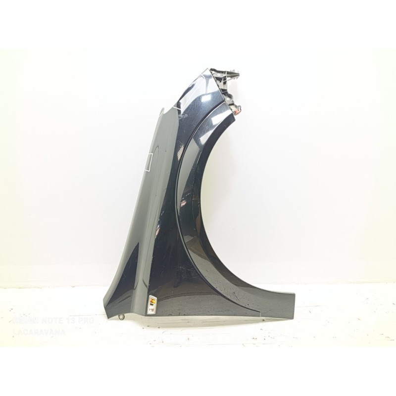 Recambio de aleta delantera derecha para opel astra h berlina cosmo referencia OEM IAM 93178667  