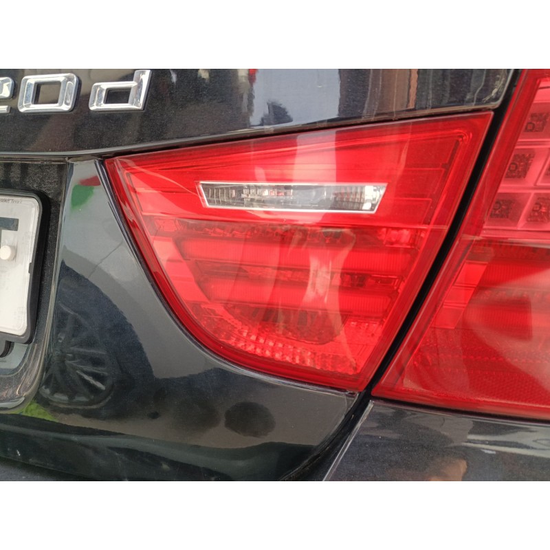 Recambio de piloto trasero derecho interior para bmw serie 3 berlina (e90) 320d referencia OEM IAM 63217289428  