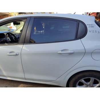 Recambio de puerta trasera izquierda para peugeot 208 style referencia OEM IAM 9671907580  