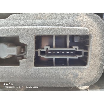 Recambio de piloto trasero izquierdo para volkswagen crafter combi (2e) combi 30 referencia OEM IAM 9068200064  