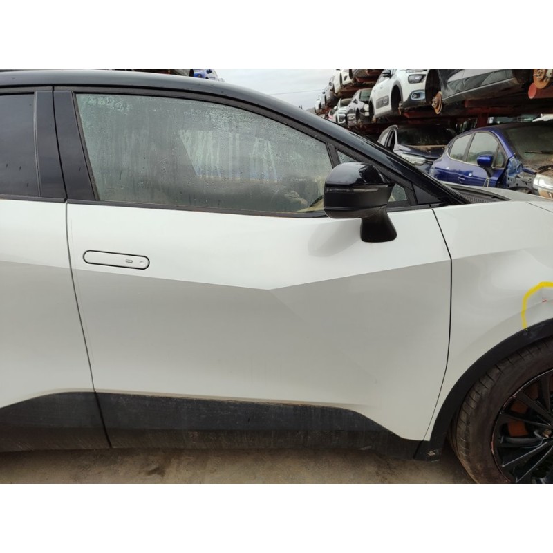 Recambio de puerta delantera derecha para toyota c-hr hybrid gr sport referencia OEM IAM 67001F4060  