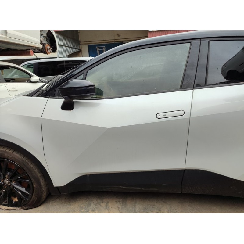 Recambio de puerta delantera izquierda para toyota c-hr hybrid gr sport referencia OEM IAM 67002F4060  