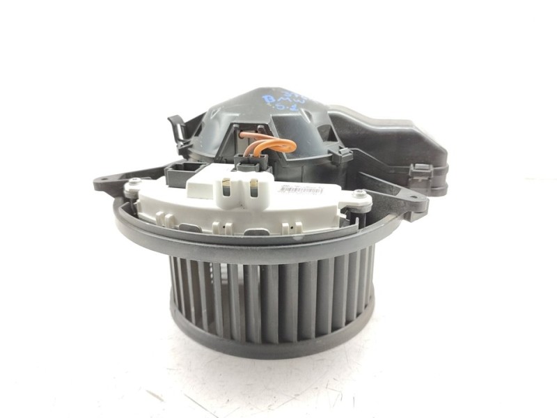 Recambio de ventilador calefaccion para bmw serie 1 lim. (f20) 116d referencia OEM IAM 64119350395  