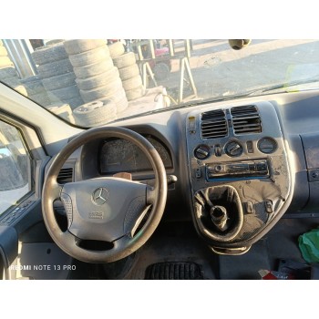 mercedes-benz vito (w638) combi del año 2000