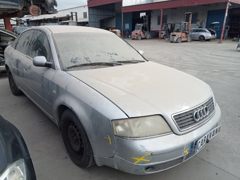 AUDI A6 BERLINA (4B2)