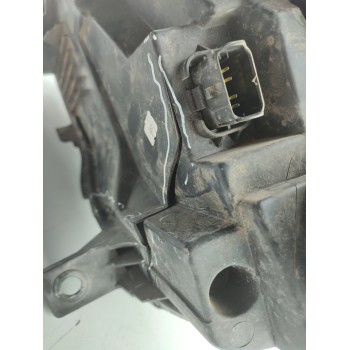 Recambio de faro derecho para peugeot partner kasten confort l1 referencia OEM IAM 9682828180  