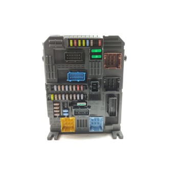 CAJA RELES / FUSIBLES 9819854780 / 9810296180 