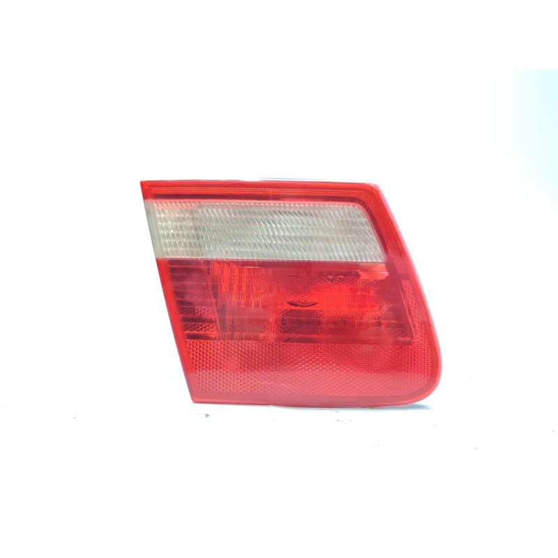 Recambio de piloto trasero izquierdo interior para bmw serie 3 touring (e46) 318i referencia OEM IAM 63218368759  