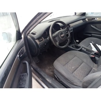 audi a6 berlina (4b2) del año 2001