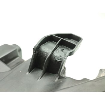 Recambio de faro izquierdo para maserati levante diesel referencia OEM IAM 670032328  