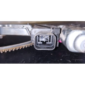 Recambio de elevalunas delantero izquierdo para opel corsa c referencia OEM IAM 13173073  