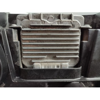 Recambio de faro izquierdo para maserati levante diesel referencia OEM IAM 670032328  