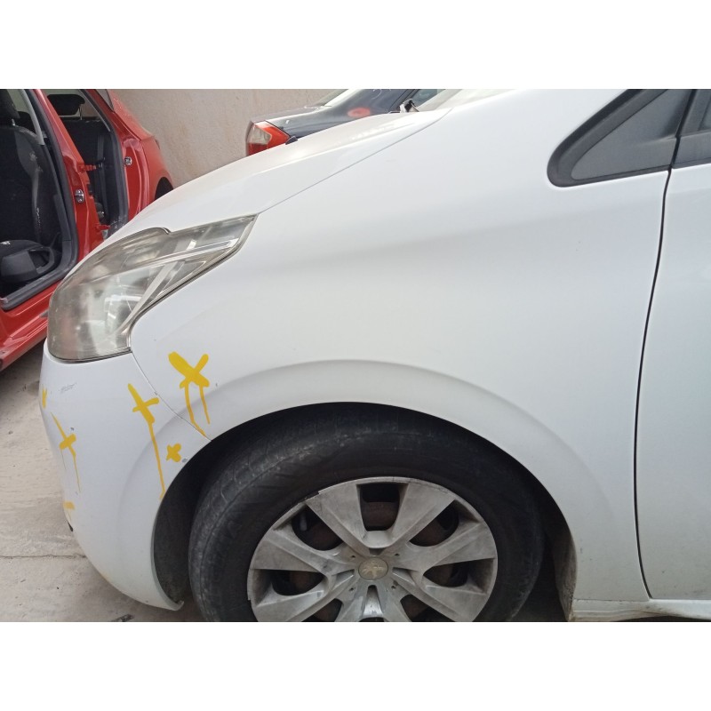 Recambio de aleta delantera izquierda para peugeot 208 i (ca_, cc_) 1.4 hdi referencia OEM IAM 9672994980  
