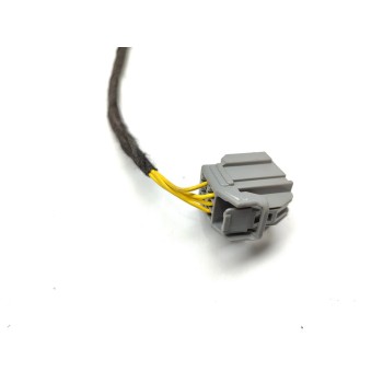 Recambio de piloto trasero derecho interior para maserati levante diesel referencia OEM IAM 20680203  