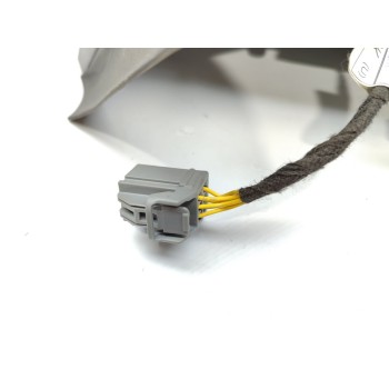 Recambio de piloto trasero izquierdo para maserati levante diesel referencia OEM IAM 20670103  