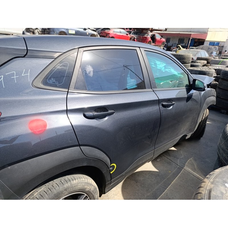 Recambio de puerta trasera derecha para hyundai kona essence 2wd referencia OEM IAM 77004J9010  
