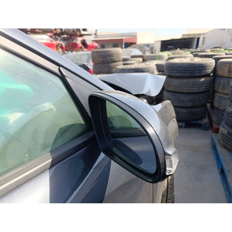 Recambio de retrovisor derecho para hyundai kona essence 2wd referencia OEM IAM 87620J9000YG7  