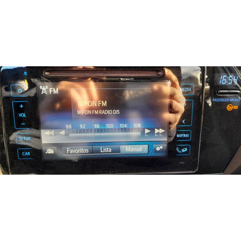 Recambio de pantalla multifuncion para toyota auris active referencia OEM IAM 8614002360  
