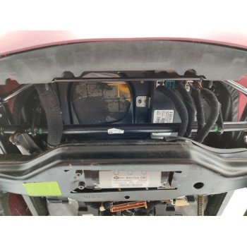 Recambio de juego asientos completo para maserati levante diesel referencia OEM IAM 670090770  