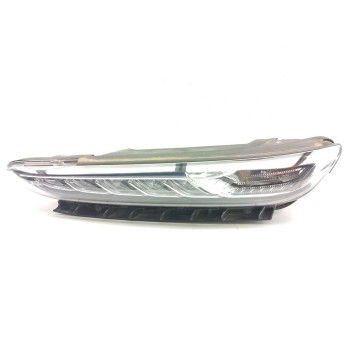 Recambio de piloto delantero izquierdo para hyundai kona essence 2wd referencia OEM IAM 92207J90  