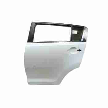 Recambio de puerta trasera izquierda para kia sportage drive 4x2 referencia OEM IAM 770033W000  