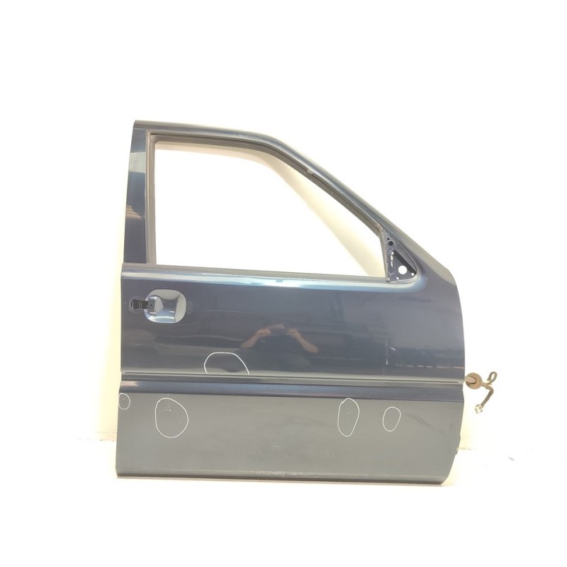 Recambio de puerta delantera derecha para ford maverick (nl) gl referencia OEM IAM 801000F030  