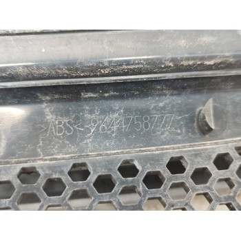 Recambio de rejilla delantera para peugeot partner (s2) combi pro referencia OEM IAM 9644758777  