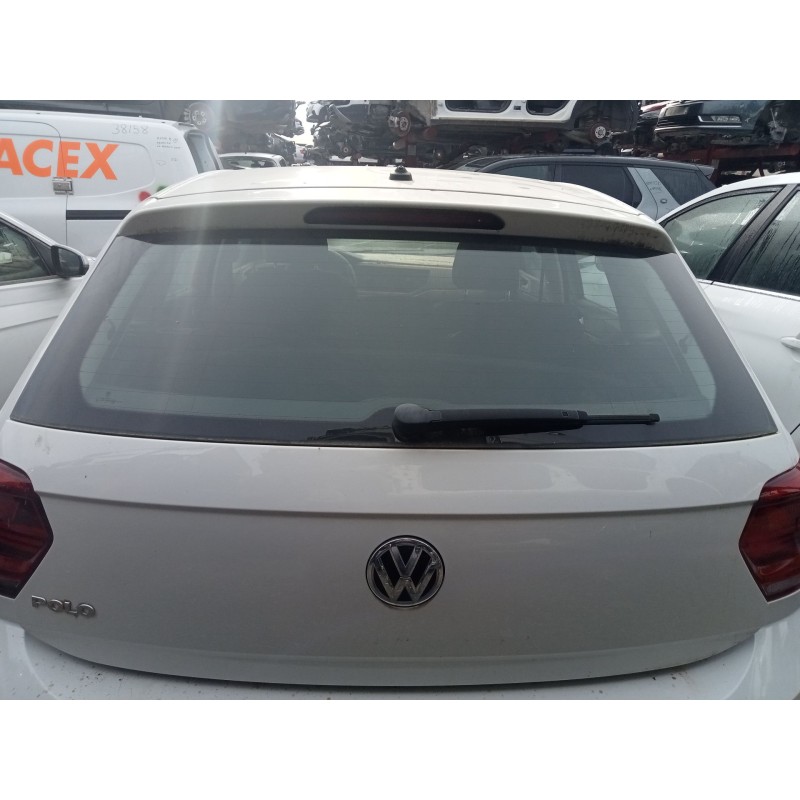 Recambio de porton trasero para volkswagen polo vi (aw1, bz1, ae1) 1.6 tdi referencia OEM IAM 2G6827025E  