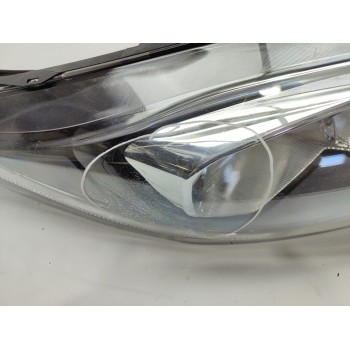 Recambio de faro derecho para ford fiesta (ccn) black edition referencia OEM IAM 1796344  