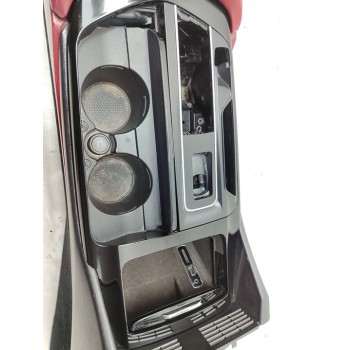 Recambio de consola central para maserati levante diesel referencia OEM IAM 670048827  