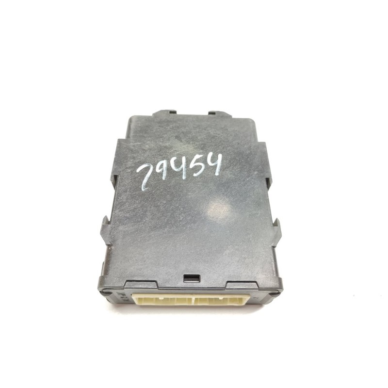 Recambio de modulo electronico para lexus ct 200h referencia OEM IAM 8953576010  