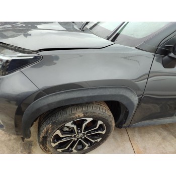 Recambio de aleta delantera izquierda para toyota yaris cross hybrid 2wd active tech referencia OEM IAM 53812K2010  