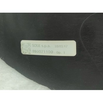 Recambio de guarnecido puerta trasera izquierda para maserati levante diesel referencia OEM IAM 670040378  