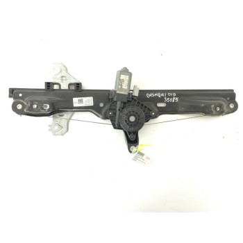 ELEVALUNAS DELANTERO DERECHO 807004EA3D 