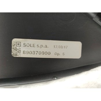 Recambio de guarnecido puerta delantera izquierda para maserati levante diesel referencia OEM IAM 670040374  