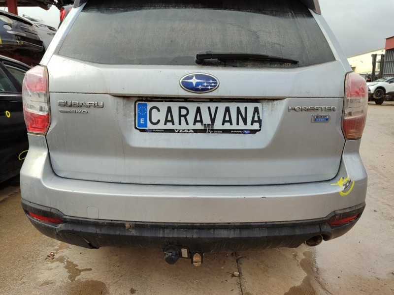 Recambio de paragolpes trasero para subaru forester executive referencia OEM IAM 57704SG012  