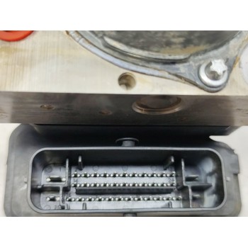 Recambio de abs para toyota auris active referencia OEM IAM 4454002520  