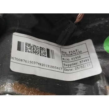 Recambio de volante para maserati levante diesel referencia OEM IAM 670087613  