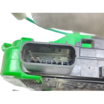 Recambio de cerradura puerta delantera izquierda para hyundai i40 cw style bluedrive referencia OEM IAM 813103Z000  