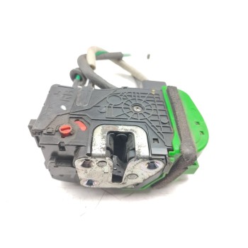 Recambio de cerradura puerta trasera derecha para hyundai i40 cw style bluedrive referencia OEM IAM 814203Z000  